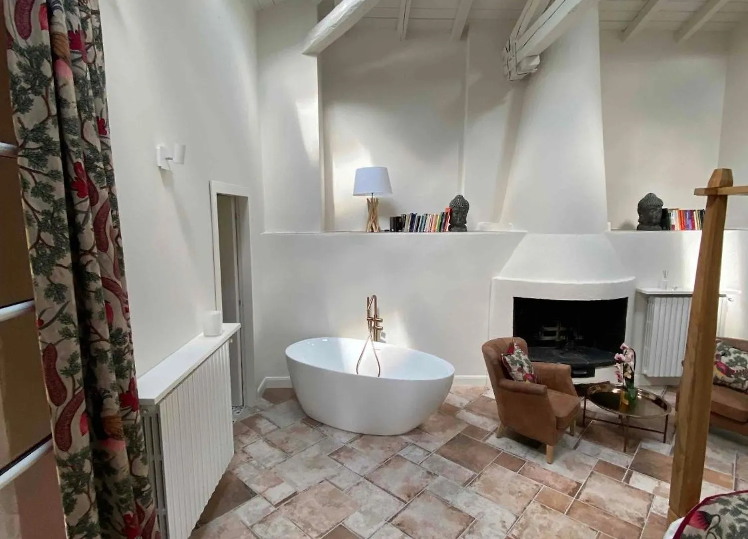 Villa Chloe Montecalvo Versiggia İtalya