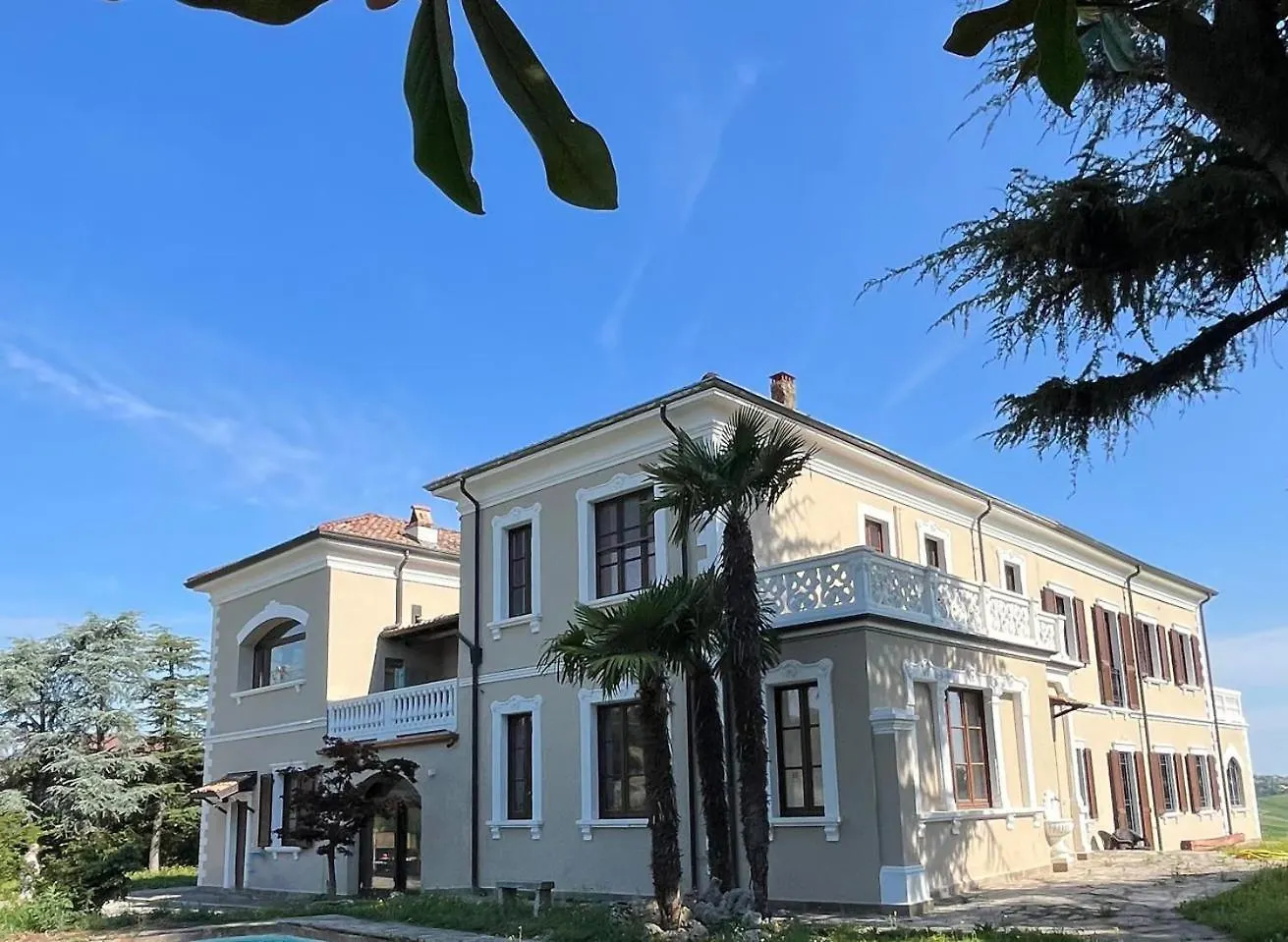 Villa Chloe Montecalvo Versiggia İtalya