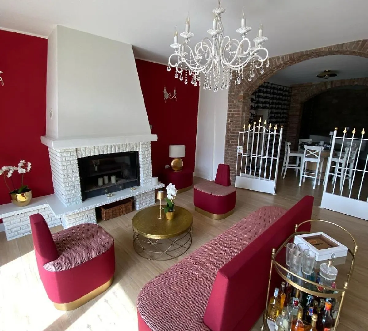 Villa Chloe Montecalvo Versiggia 0*,  Italia